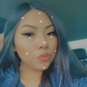 Meet your Posher, Alexia